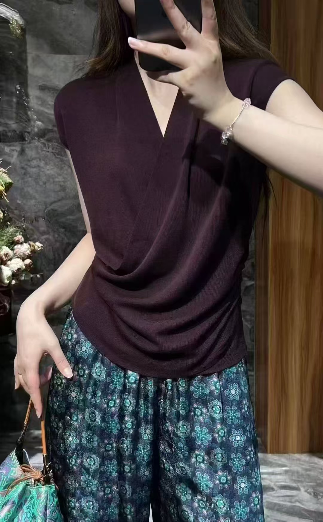 2025新款V领冰丝麻短袖（可调不退）