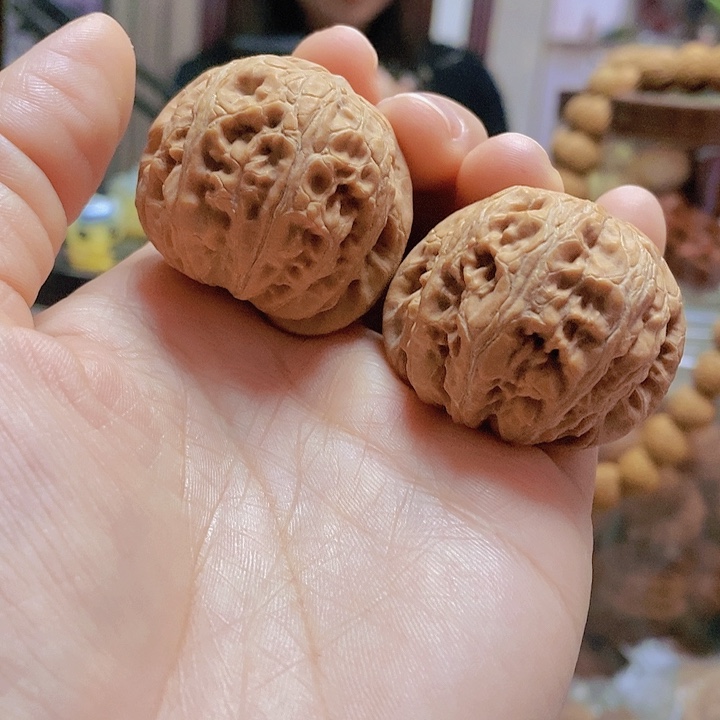 【闪购商品】文玩核桃把件40平谷元宝