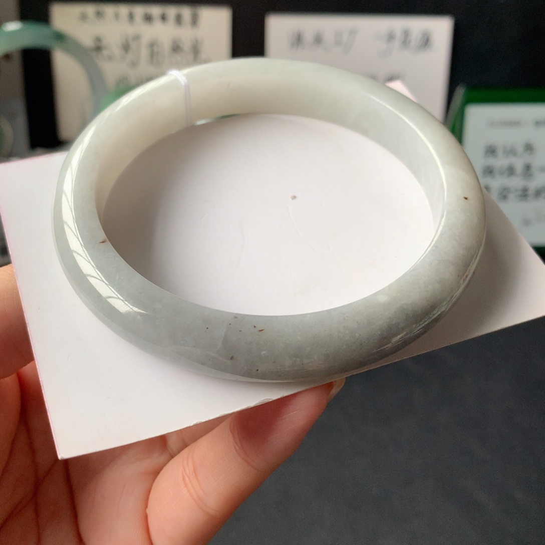 翡翠未镶嵌手镯强推63.9-11-8.5