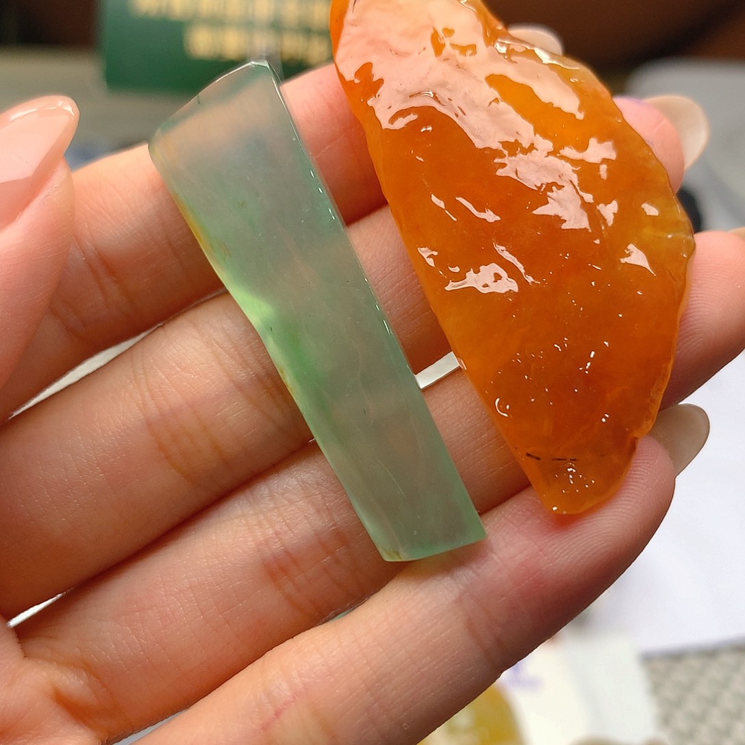 定制翡翠未镶嵌不退不换