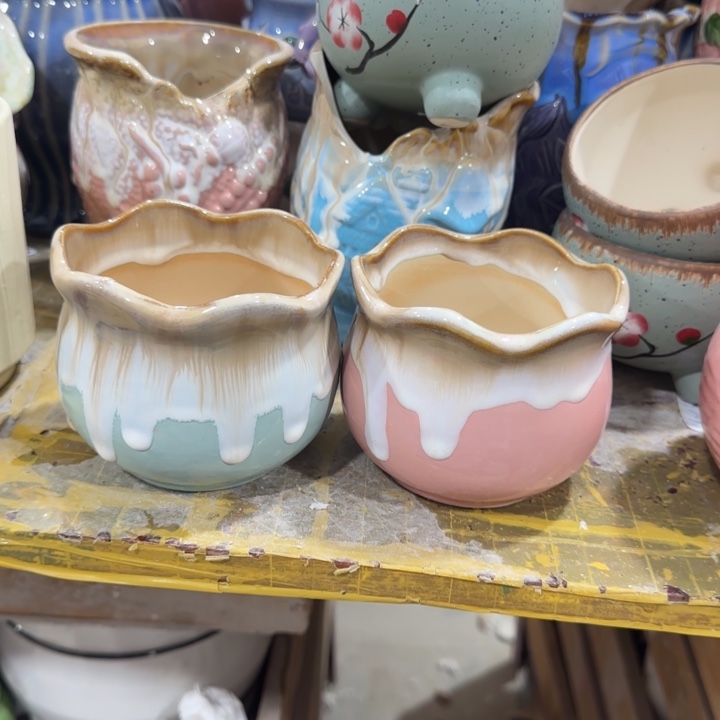 凑9块包邮，有孔，不清楚问客服