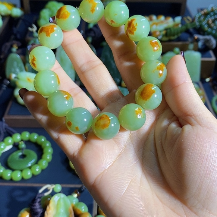 和田玉手链未镶嵌玉*