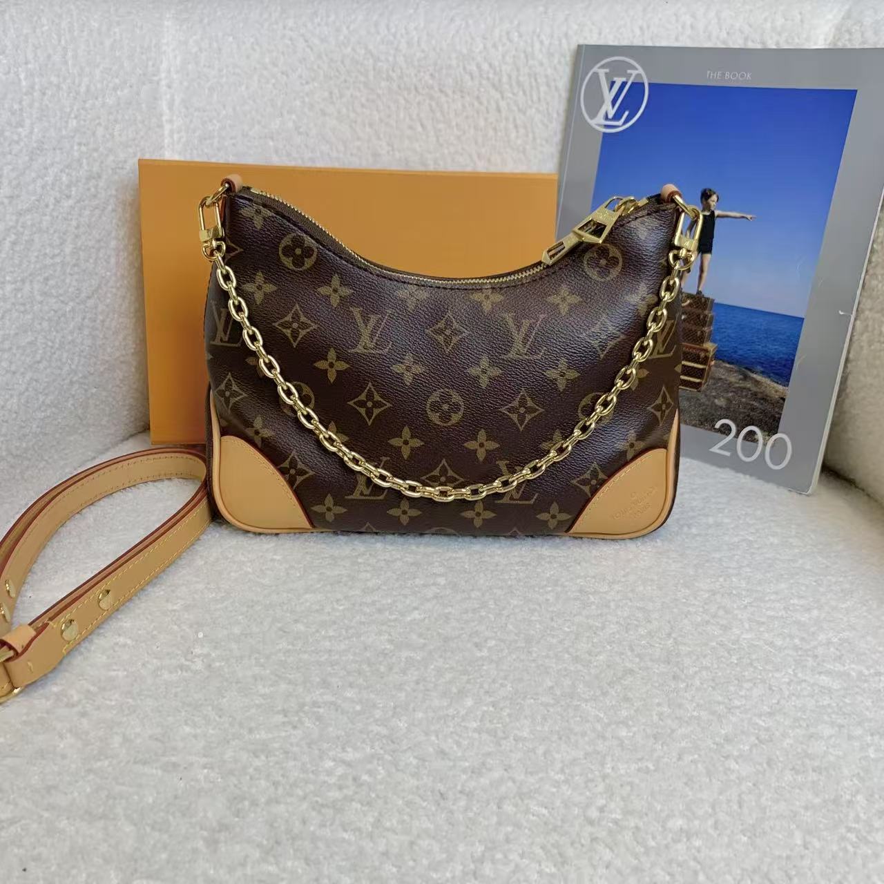 95新 LouisVuitton/路易威登 壹臻/柯南 牛角包  39122984