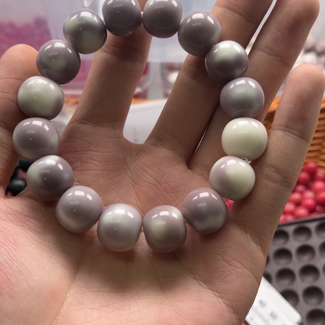 【闪购商品】白玉菩提吊坠c14/30+5颗干磨芋泥波波