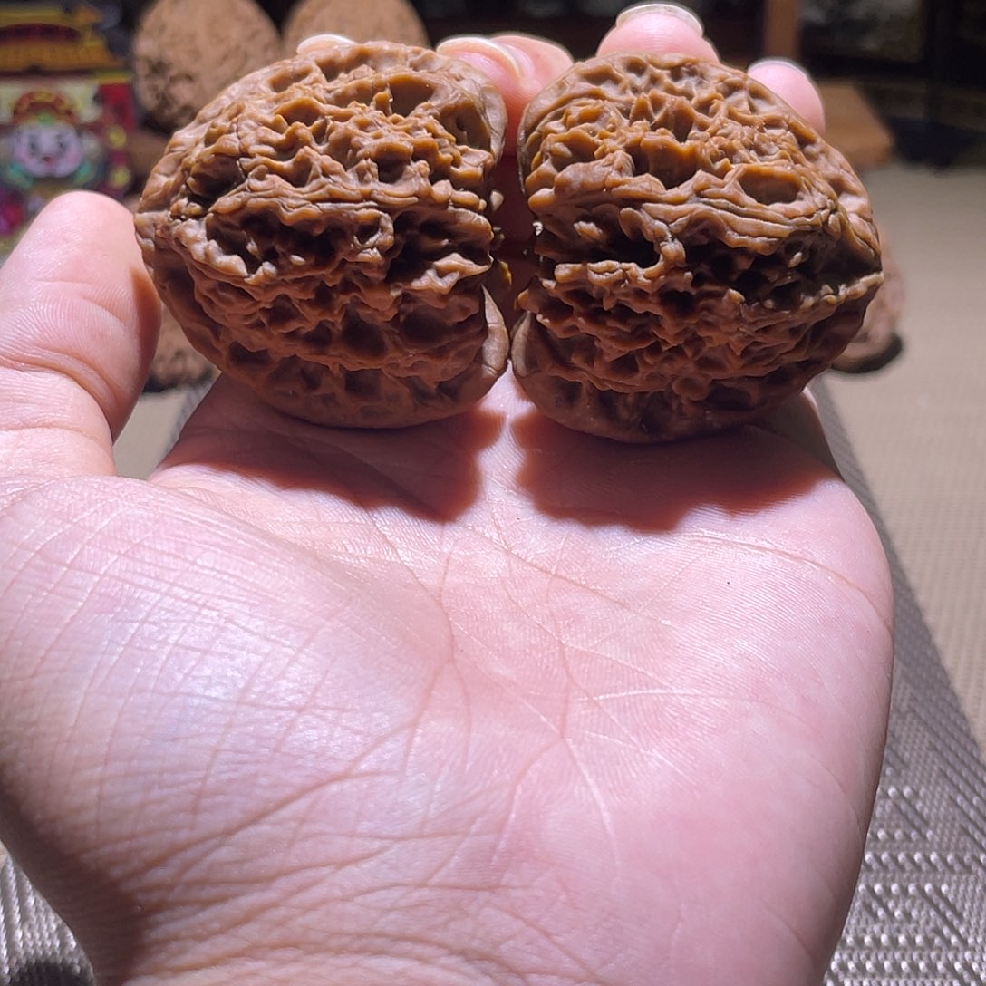 把件文玩核桃精品南疆石三角疆45尺