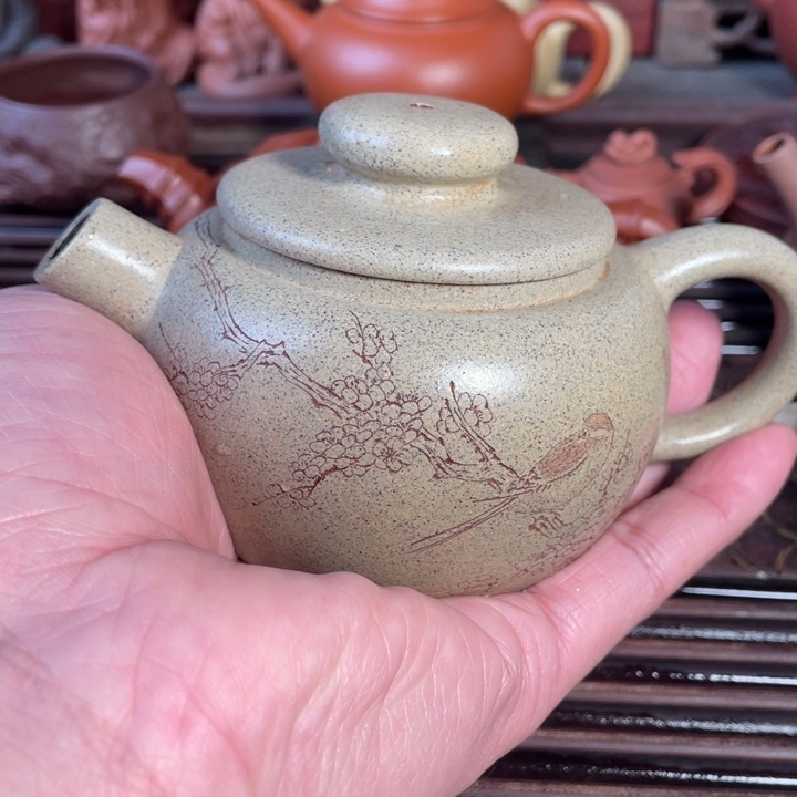 两百毫升巨轮段泥