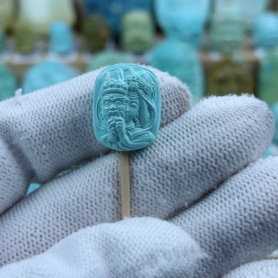 绿松石未镶嵌珠宝奇石