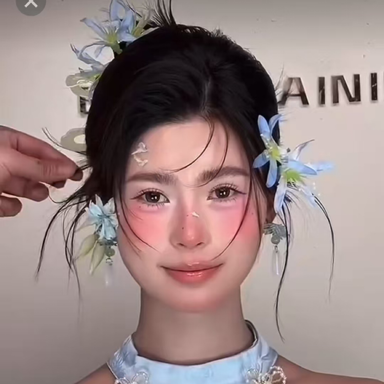新中式新娘头饰仿真花朵耳环结婚礼服旗袍晨袍汉服发饰盘发配饰品