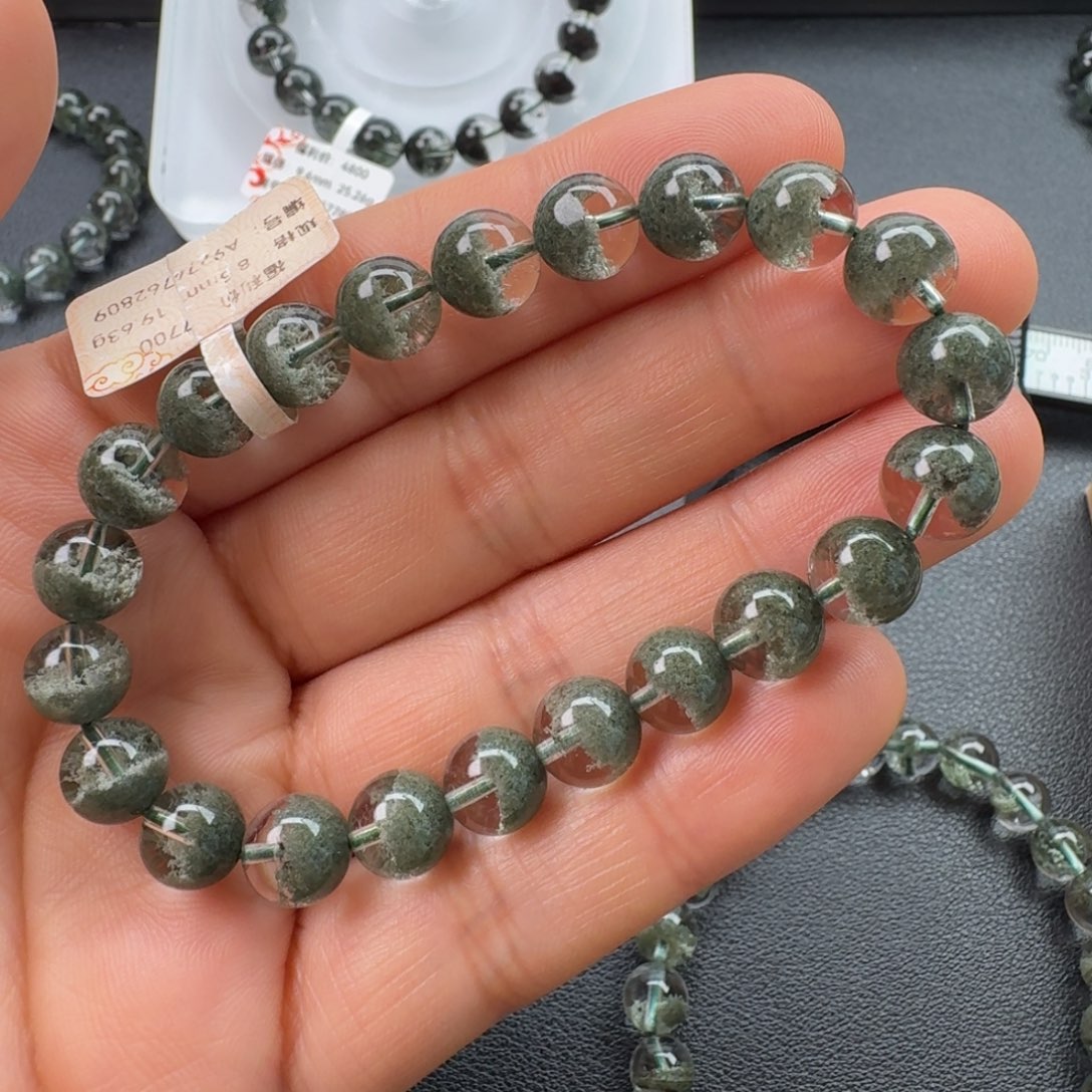 水晶手链未镶嵌天花板景区