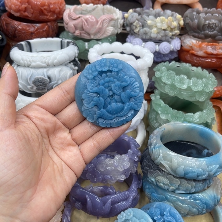 语***默石英岩玉未镶嵌手镯