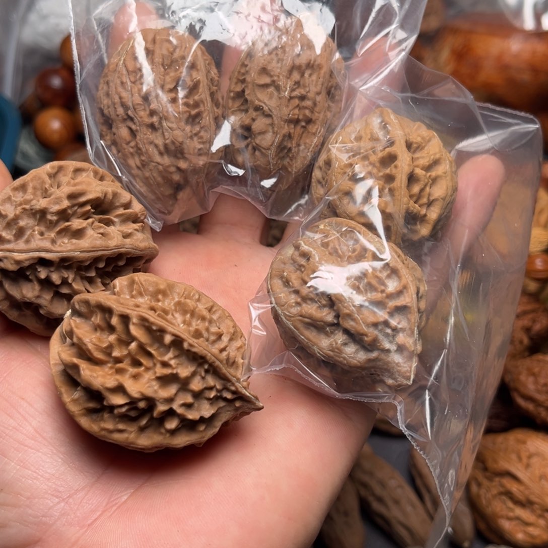 手串文玩核桃瑕疵154