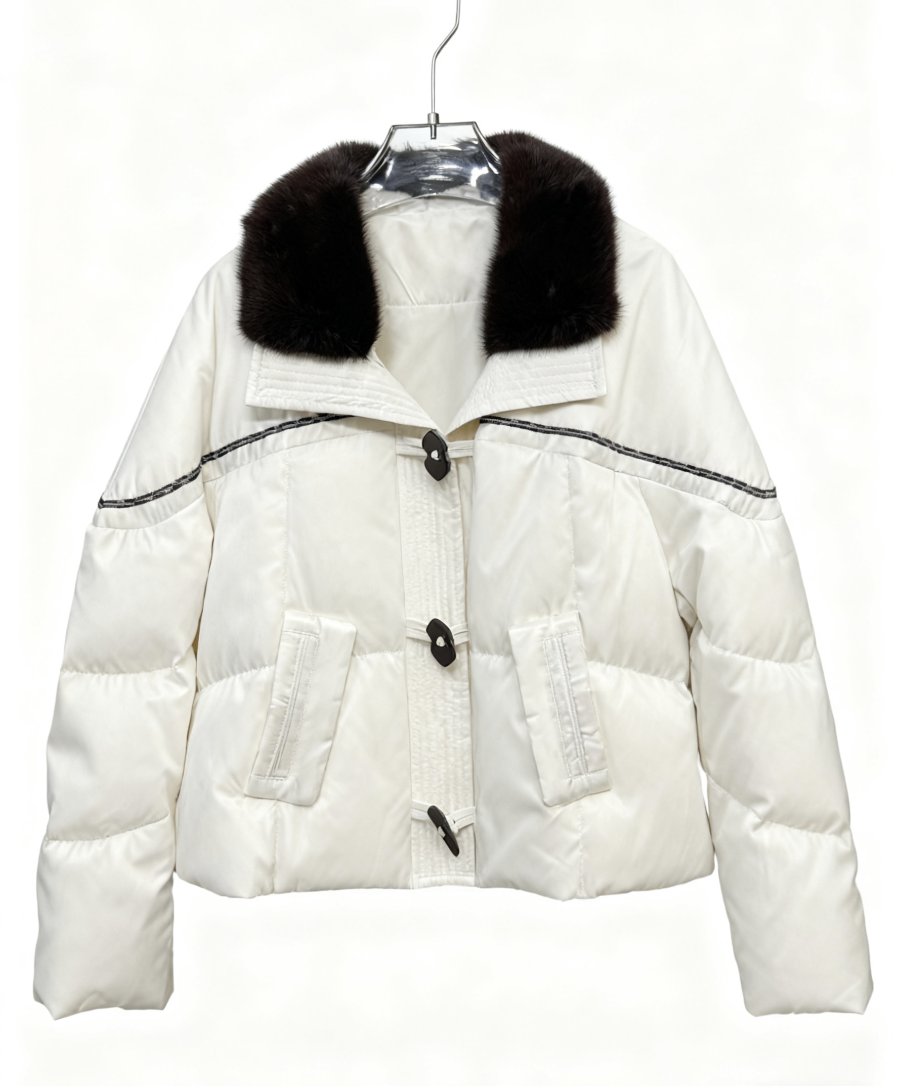 水貂翻领鹅绒服外套