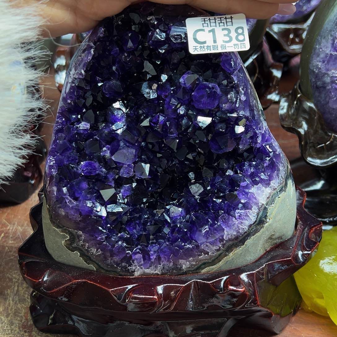 水晶大型摆件未镶嵌