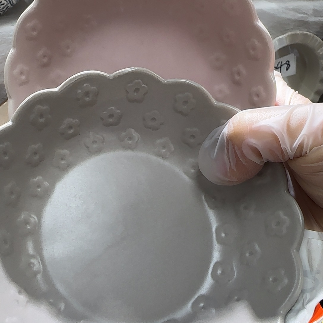 瓷片两个各一个，。          