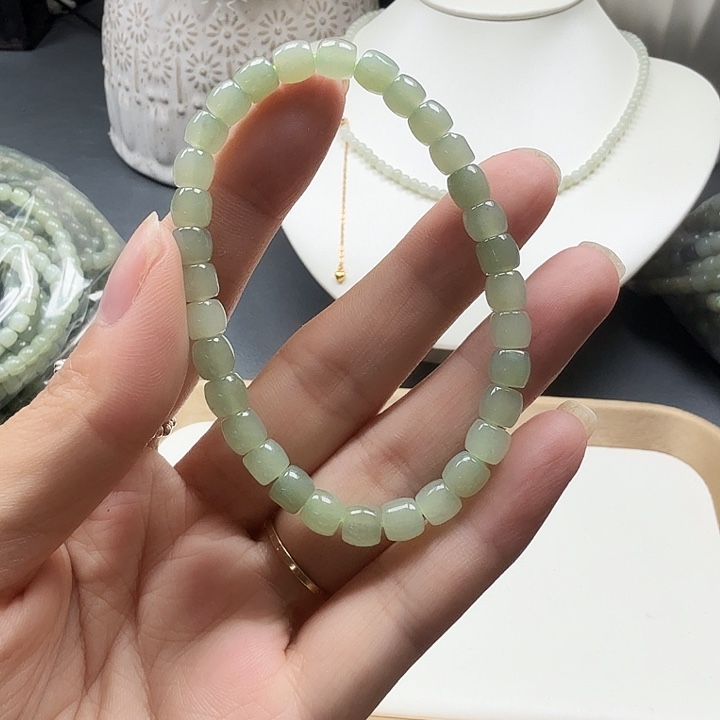 未镶嵌手链和田玉2