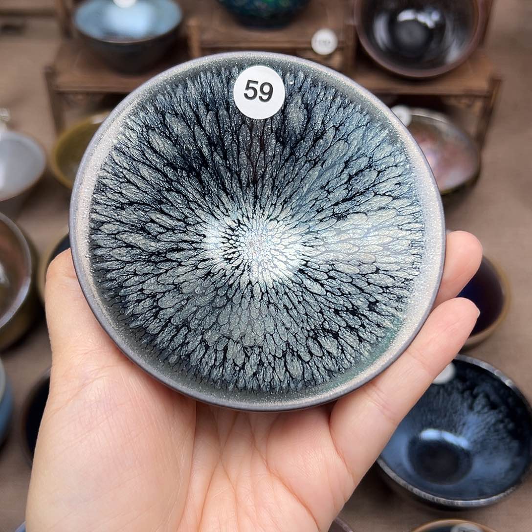 茶盏浪***雷百花建盏主人杯