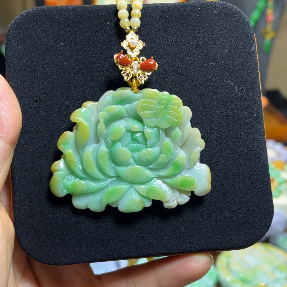 翡翠未镶嵌颈饰天然翡翠