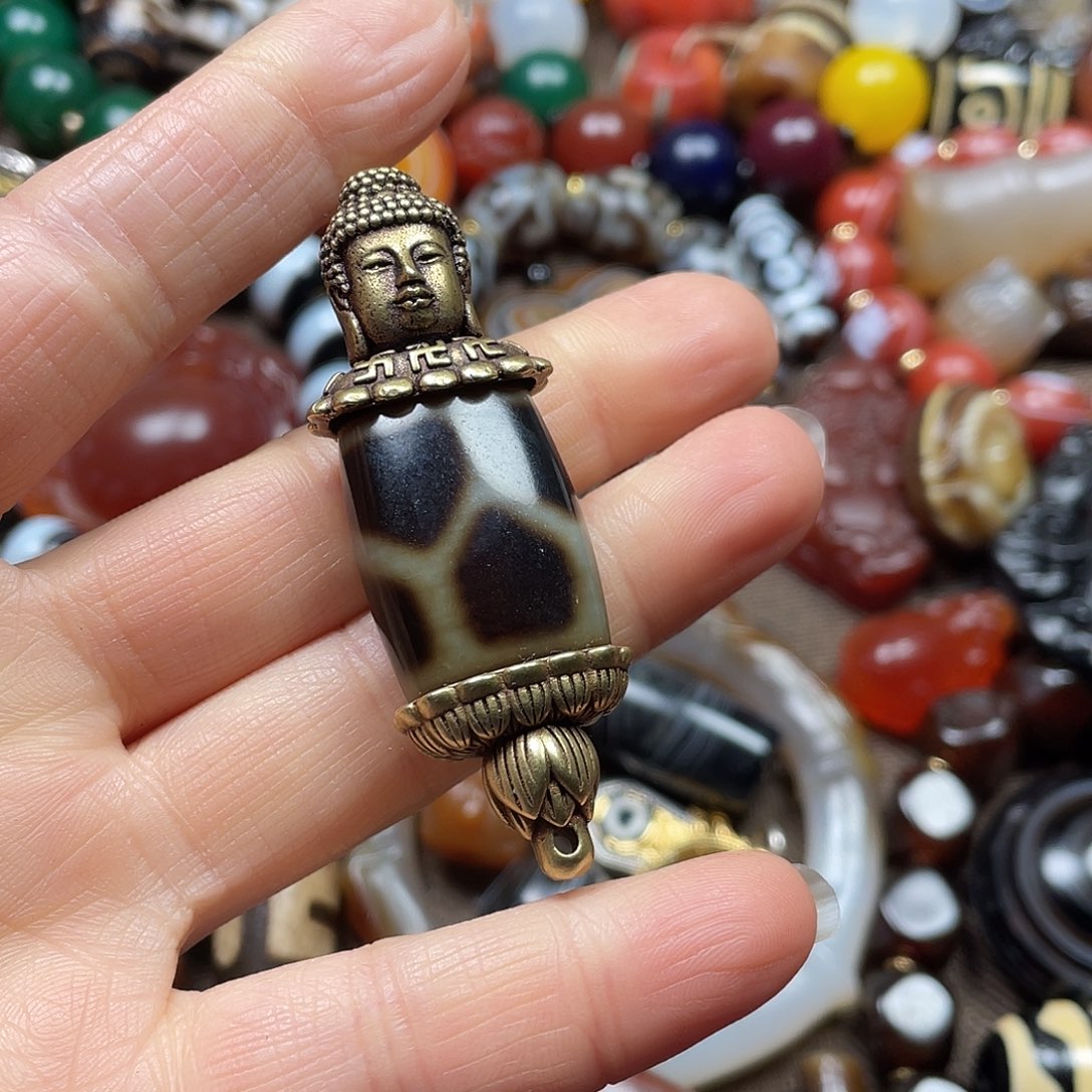 玛瑙/玉髓未镶嵌挂件