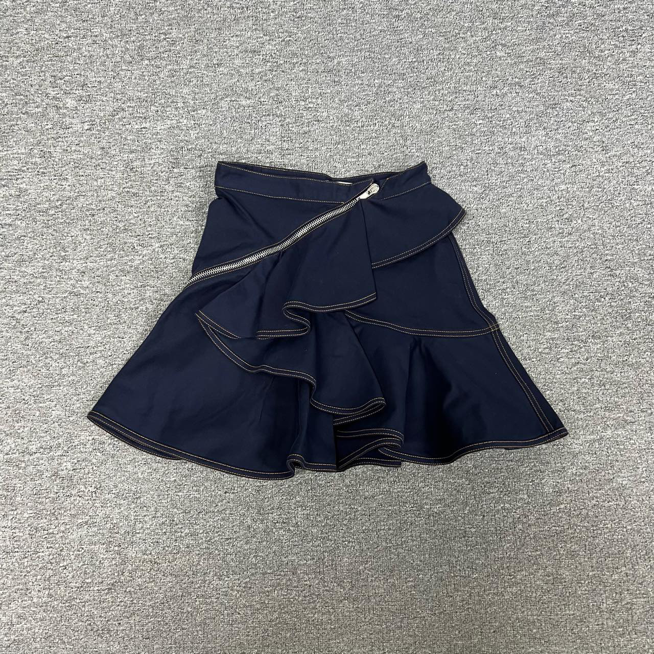 Givenchy 纪梵希 牛仔花边短裙 38码