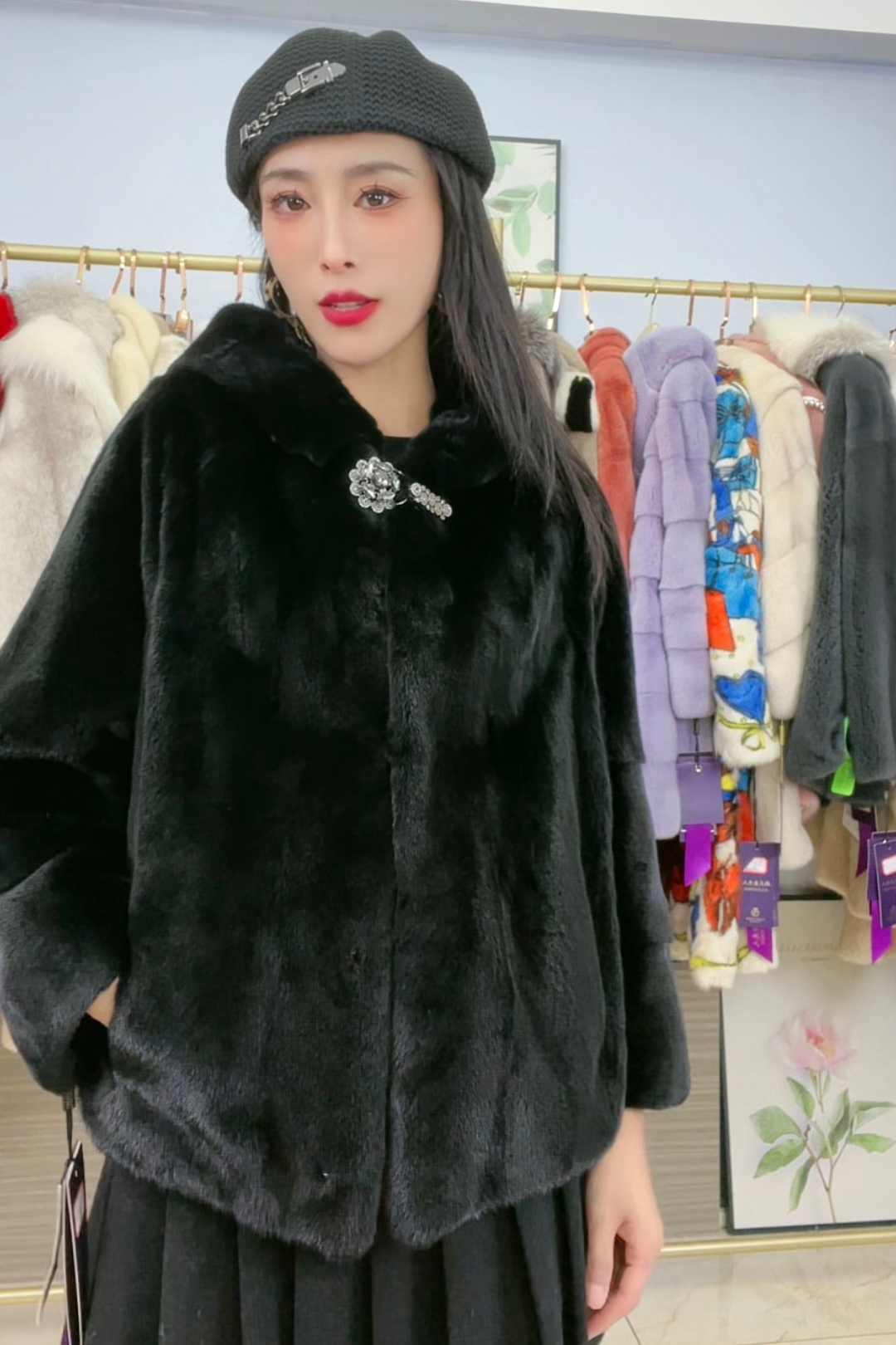 黑色短毛连帽蝙蝠袖斗篷款进口天鹅绒貂皮大衣
