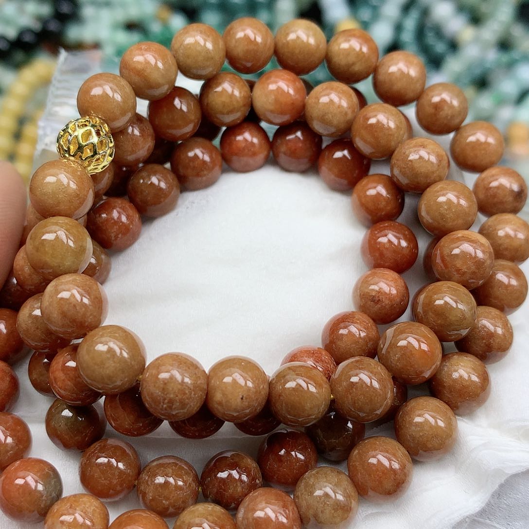 翡翠颈饰未镶嵌珠子