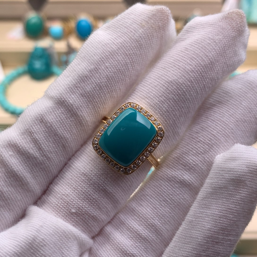 18K金镶嵌绿松石珠宝奇石