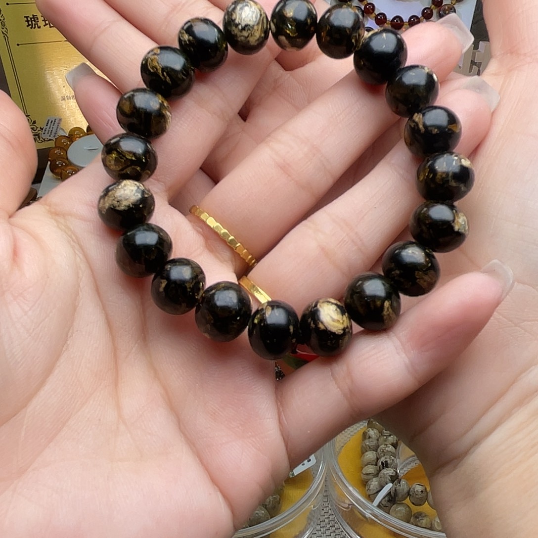 庚***贝琥珀未镶嵌裸石11+