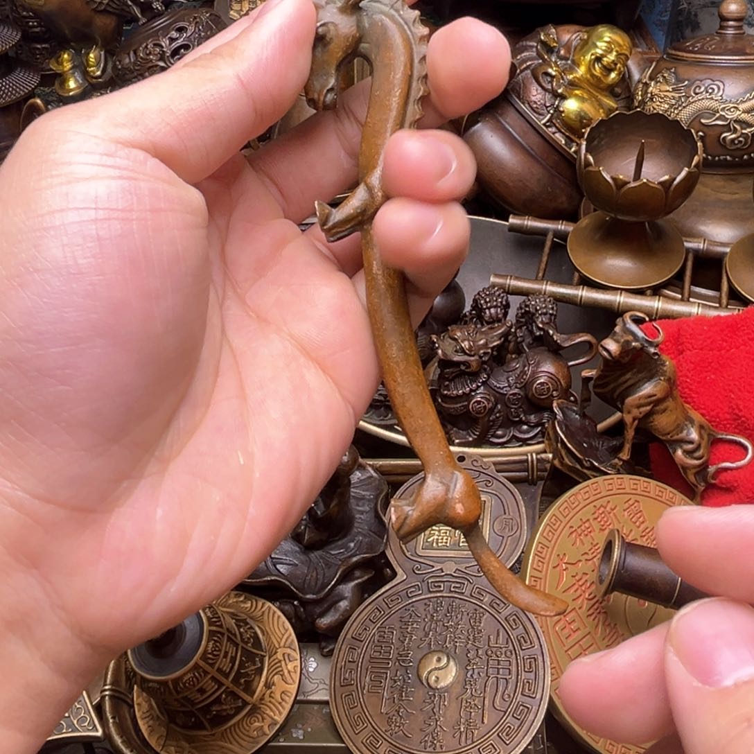 精美铜器点击下单