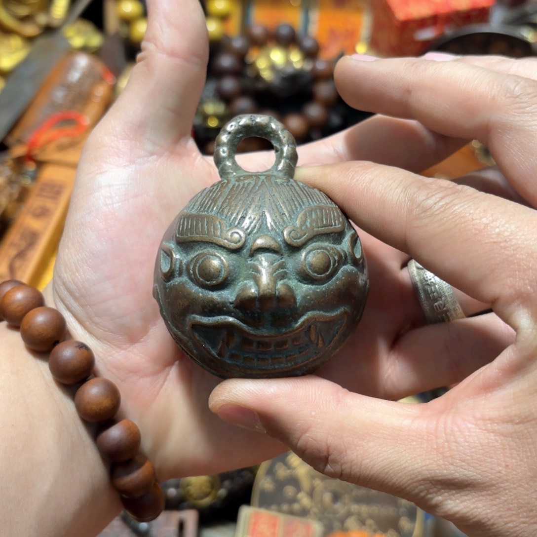 铜器摆件收收藏藏