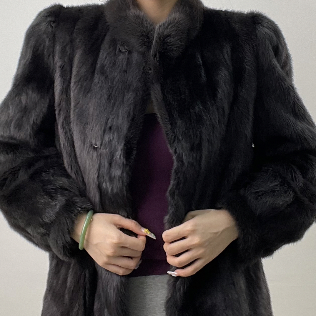 【KH501】流行灰色短款立领（胸围100衣长68）母貂厚绒皮草外套洋气