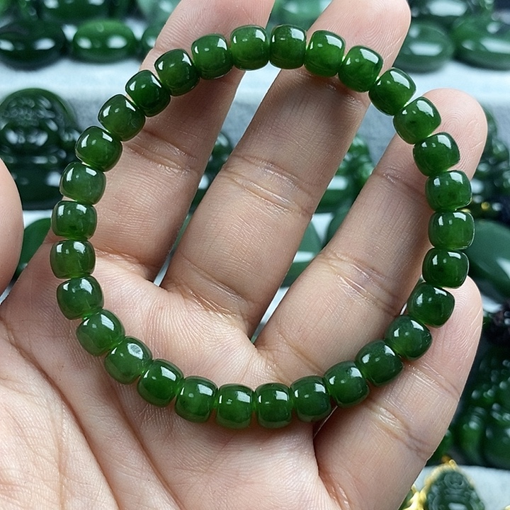 和田玉（碧玉）未镶嵌项链