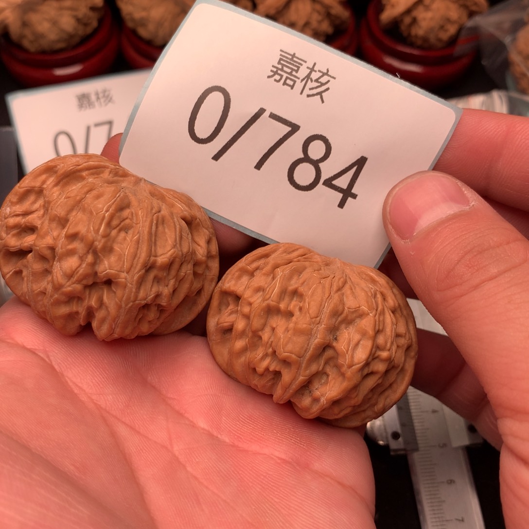 文玩核桃把件全品山地正磨46