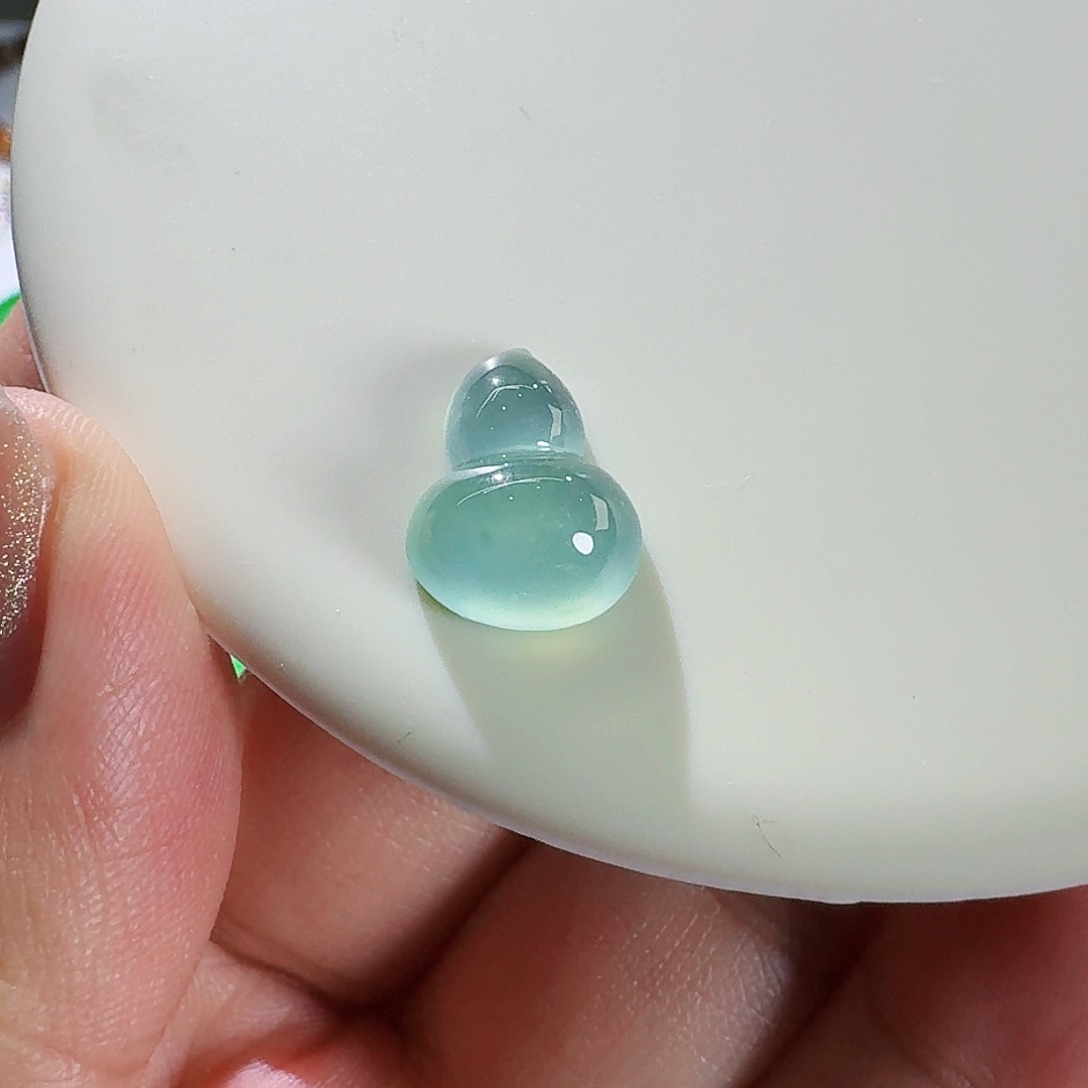 翡翠颈饰未镶嵌裸石