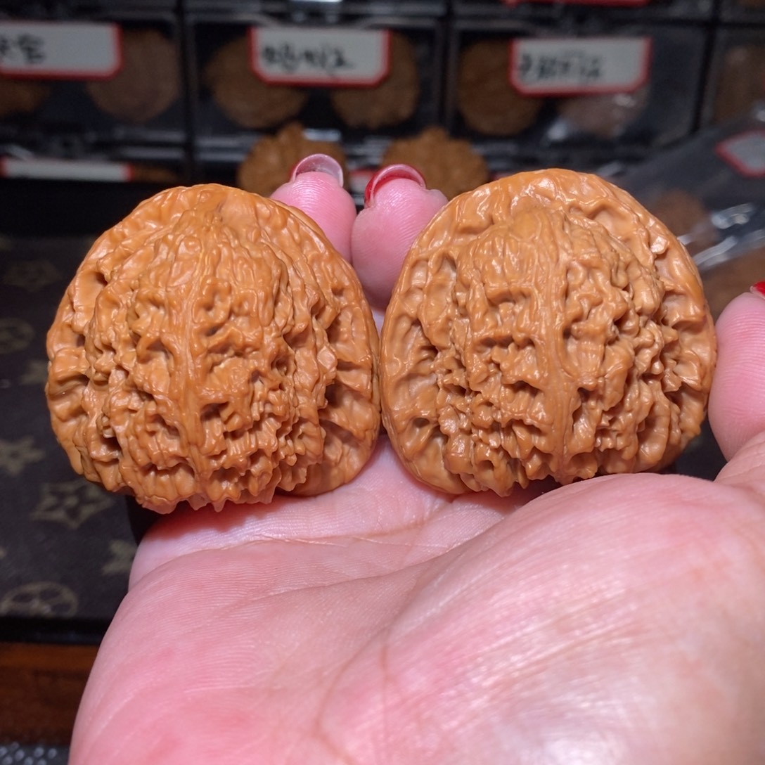 把件文玩核桃45三角南疆