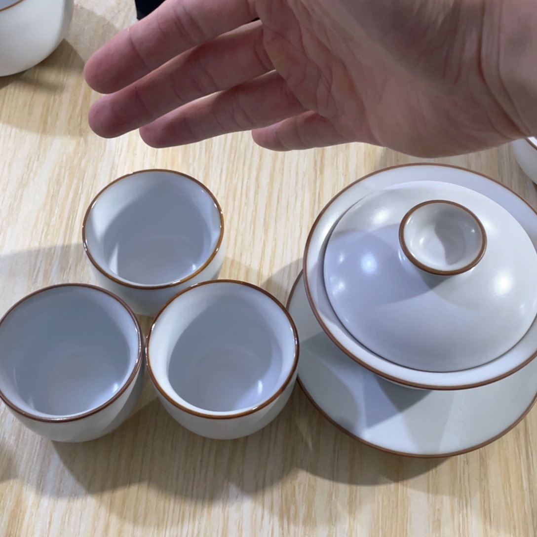 瓷片小微瑕。。。。。。。。。