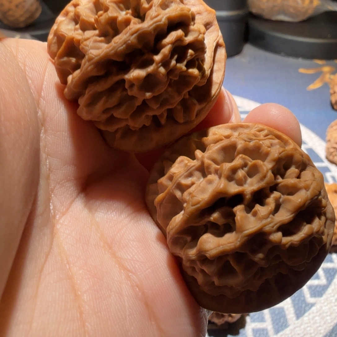 满***肥把件文玩核桃秦闷