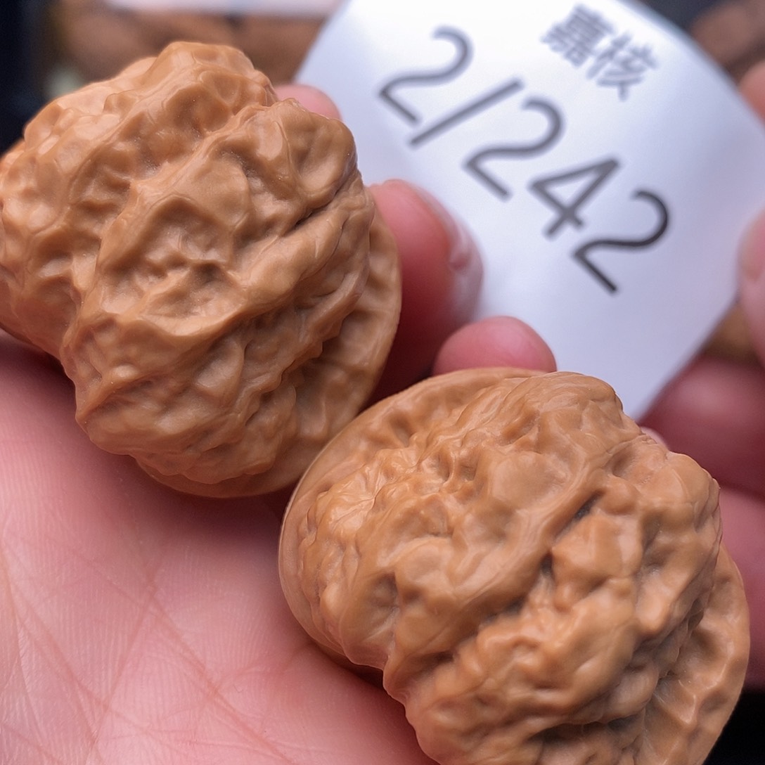 文玩核桃把件39延庆蛤蟆头