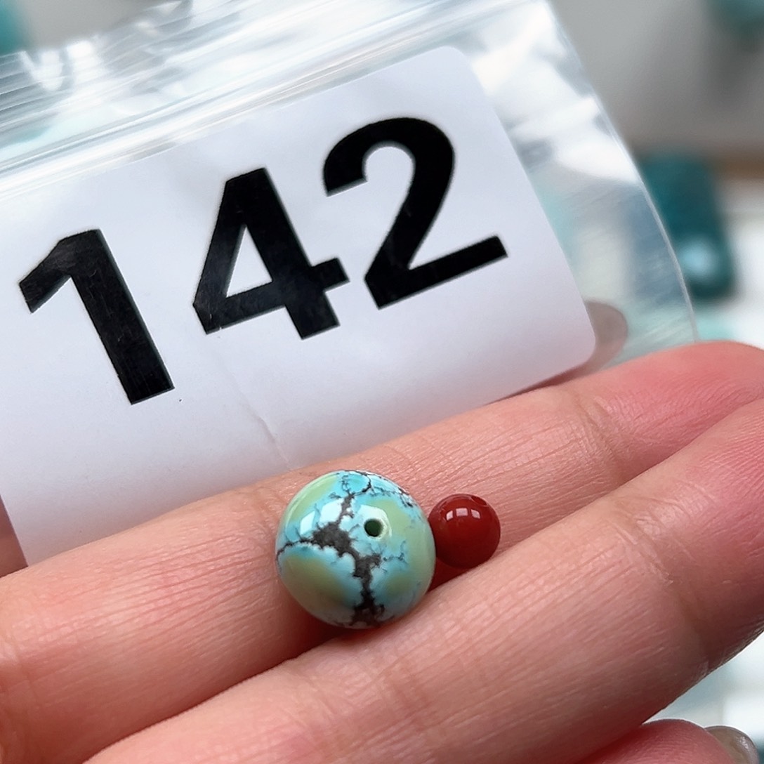 南红玛瑙颈饰未镶嵌