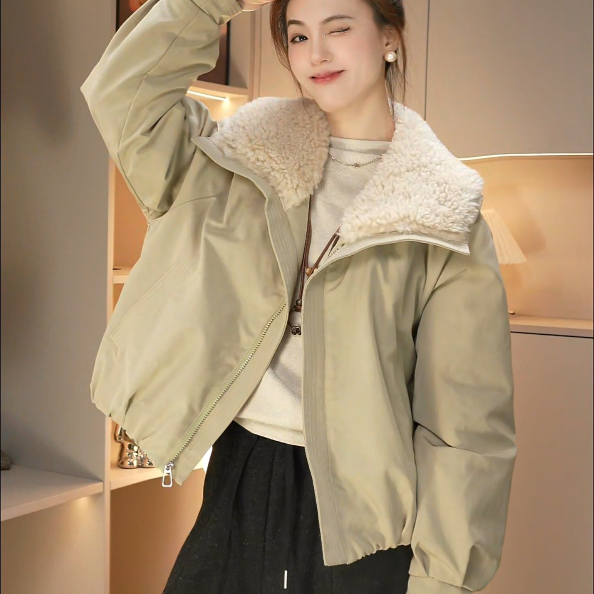 欧货仿羊羔毛翻领短款工装加绒加厚派克服外套女2025冬小个子夹克