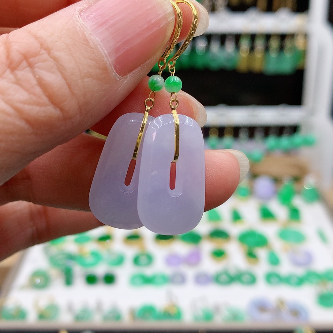 翡翠耳饰18K金镶嵌的