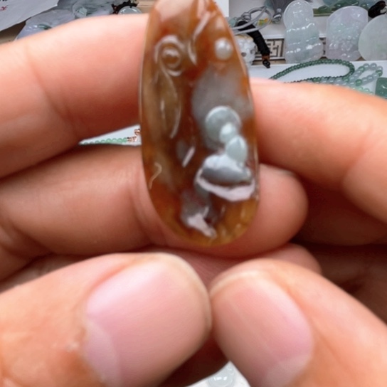 翡翠未镶嵌颈饰翡翠悟道