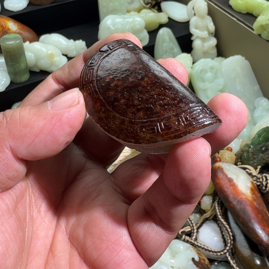 和田玉颈饰未镶嵌草***肉