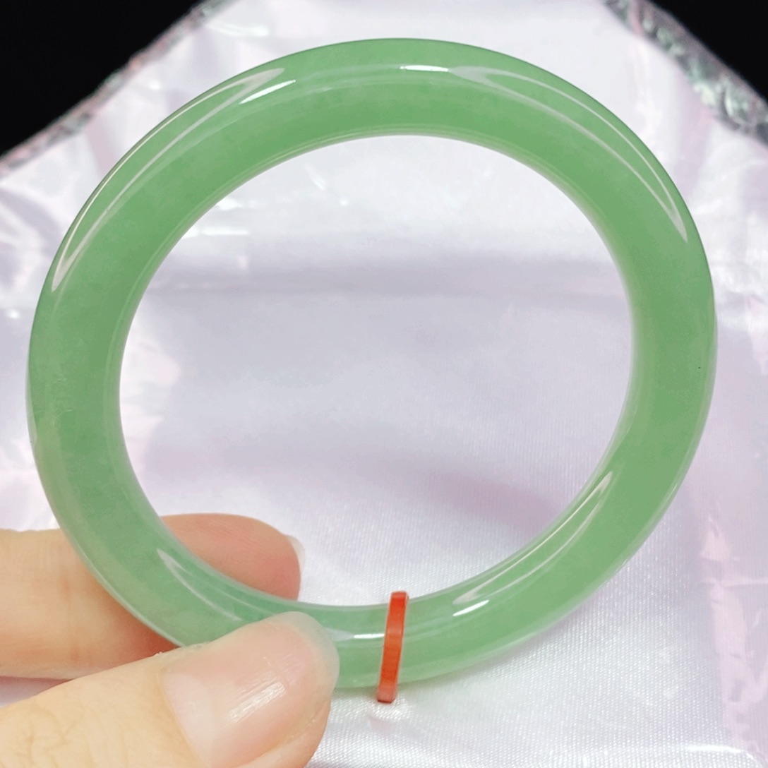 未镶嵌手镯翡翠51.2圆镯