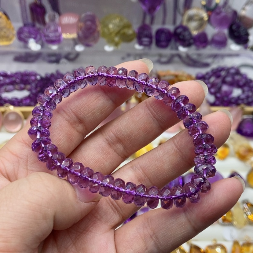 【闪购商品】水晶水晶手链未镶嵌杨****?