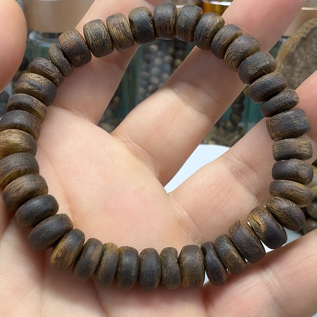 开***天沉香保真原味0.9mm=9克