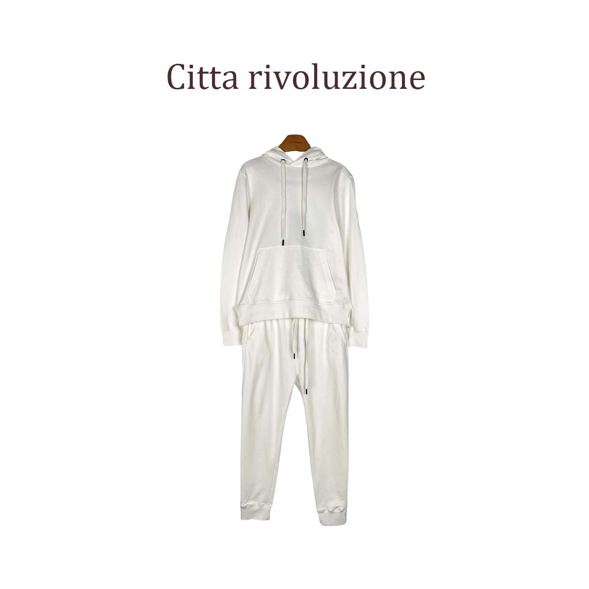 秒--外贸直供 | 元大厂出鹅运动套装298