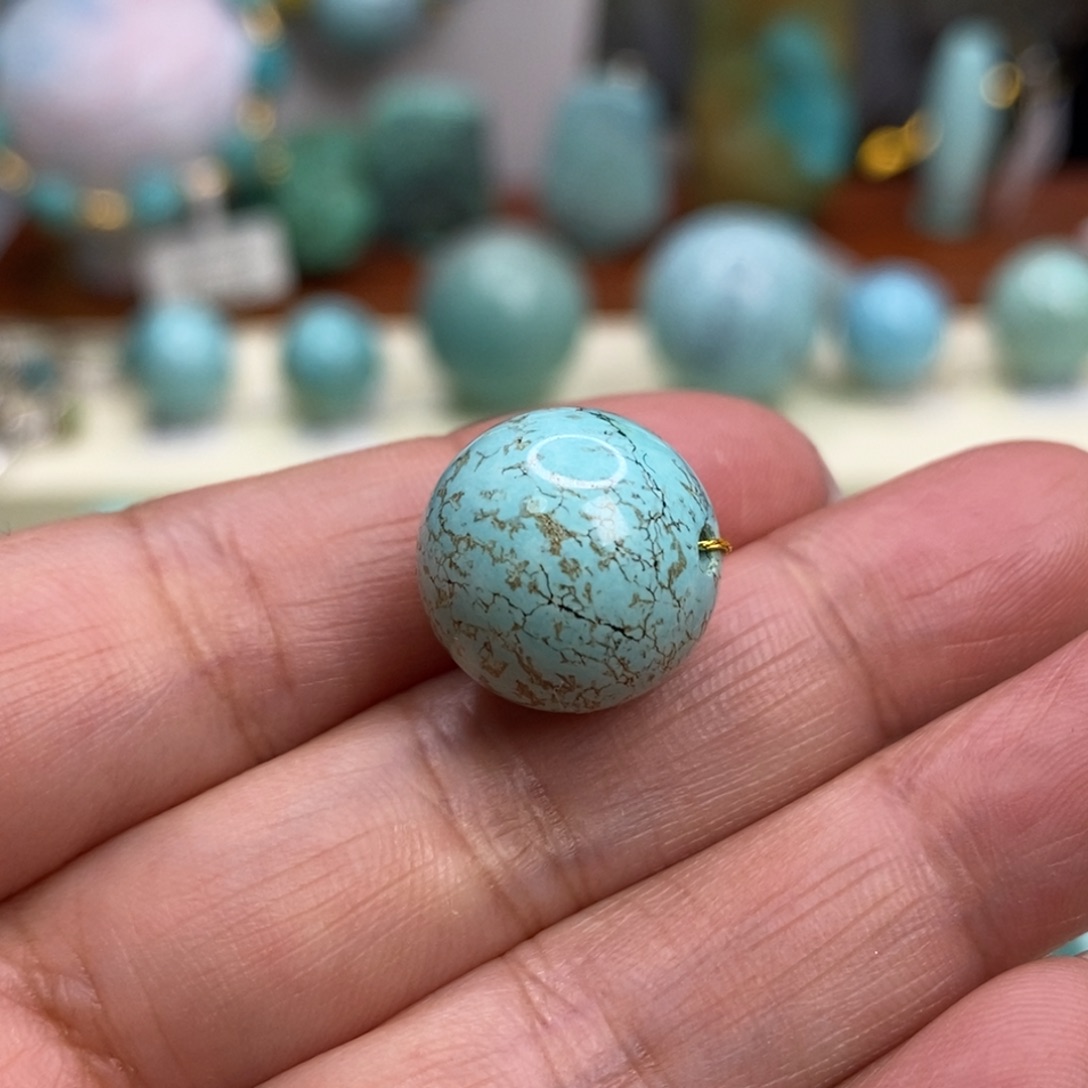 绿松石未镶嵌珠宝奇石14.4