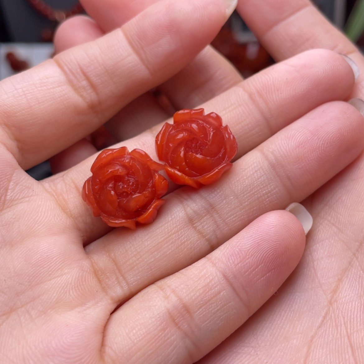 【闪购商品】南红玛瑙花花2个未镶嵌诗*