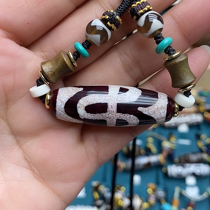 玛瑙/玉髓合金颈饰