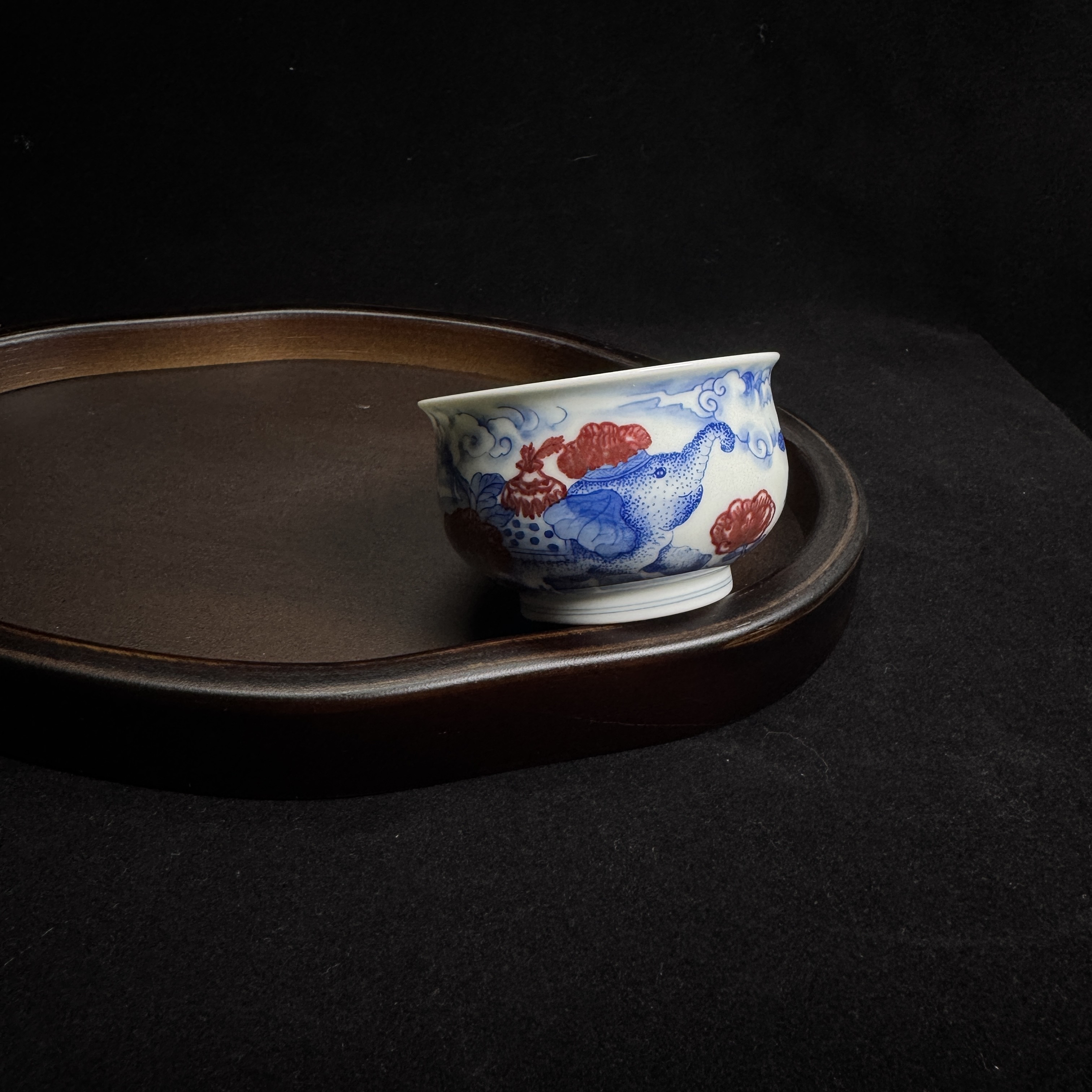 景德镇刻画堂青花釉里红太平有象主人杯